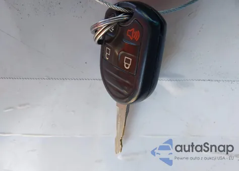 2010 Ford Fusion Se из США, поврежденный, VIN 3FAHP0HA2AR234711